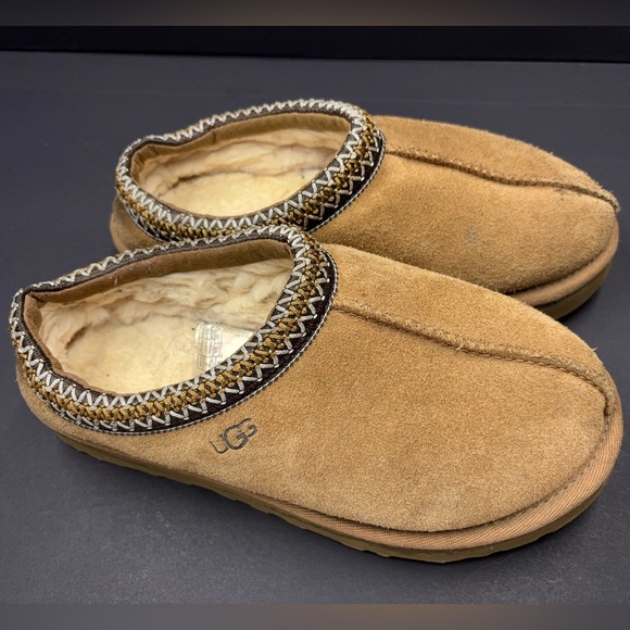 UGG Tasman Slippers Chestnut Suede Shearling Women’s Size 6 Cozy Slip On - Picture 7 of 9